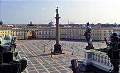 Der Schlossplatz von St. Petersburg