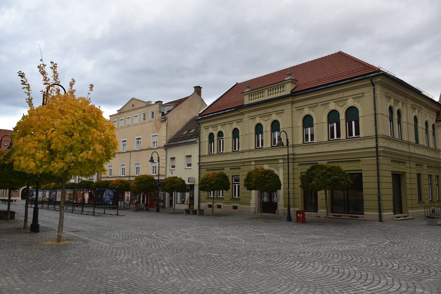 File:657, SG, mestno jedro1.jpg
