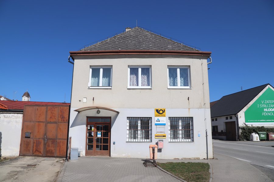 File:Overview of post office at Podolí street in Želetava, Třebíč District.jpg