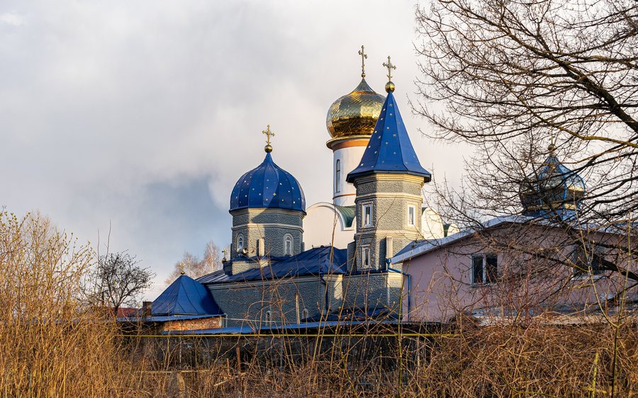 File:Biserica Sf. Arhanghel Mihail, Balti, Republica Moldova Church of Archangel Michael, Balti, Republic of Moldova (51119825668).jpg