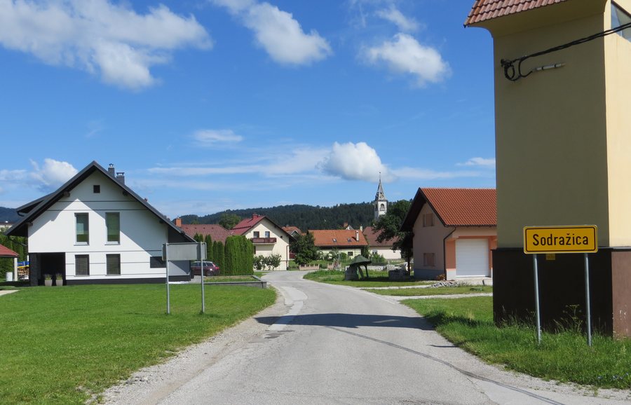 File:Sodrazica Slovenia 1.jpg