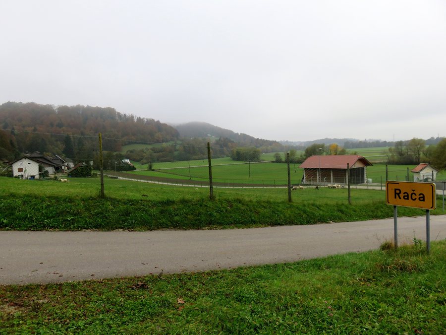 File:Raca Domzale Slovenia 1.jpg