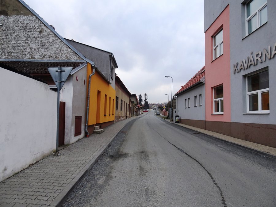 File:Náměšť nad Oslavou, Palackého.jpg