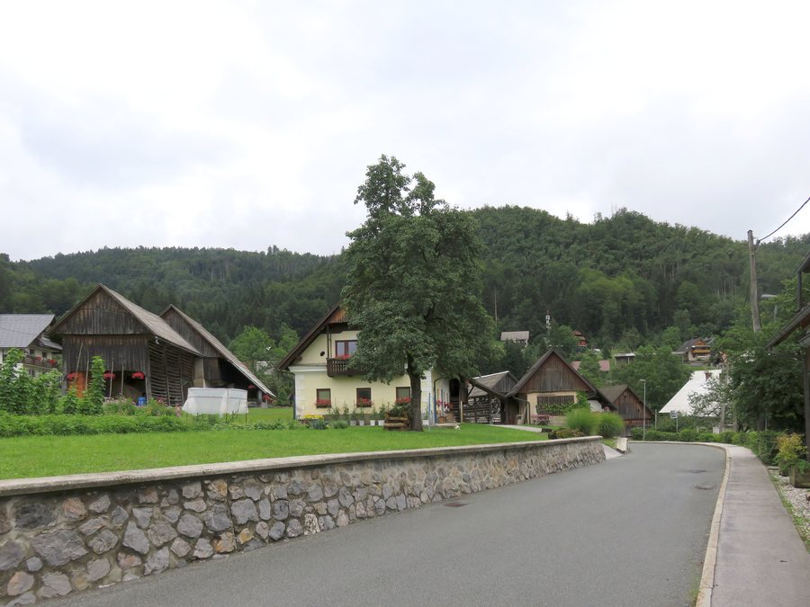 File:Jereka Slovenia 2.jpg