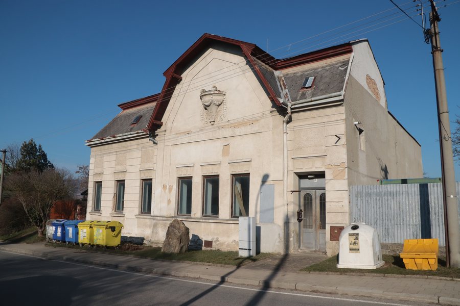 File:Overview of Sokol house at Tyršova street in Stařeč, Třebíč District.jpg
