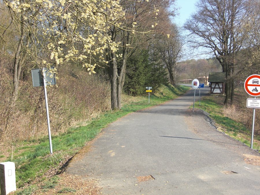File:Bad Brambach Plesná Fleißen O 2009 a.jpg