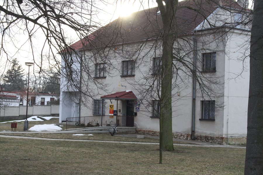File:Municipal office in Lesonice, Třebíč District.jpg