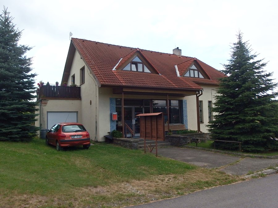 File:Josefov (Rožná), bývalý obchod.jpg