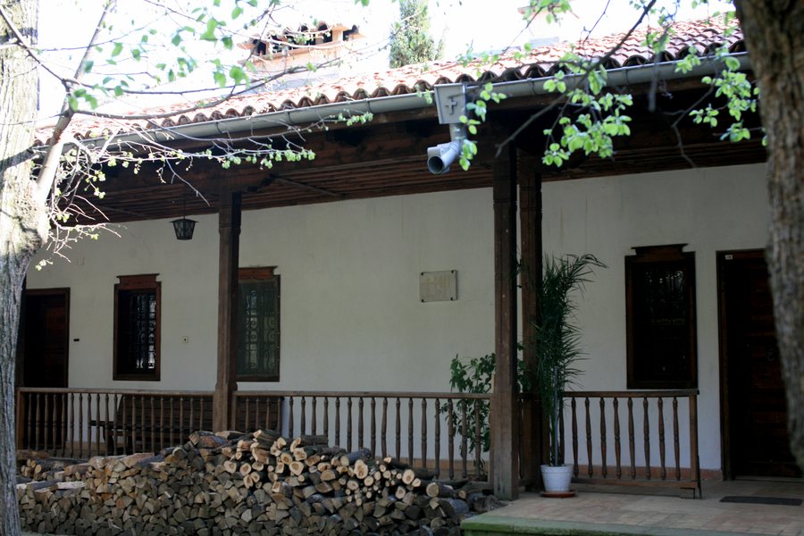 File:Maglish Monastery E14.JPG
