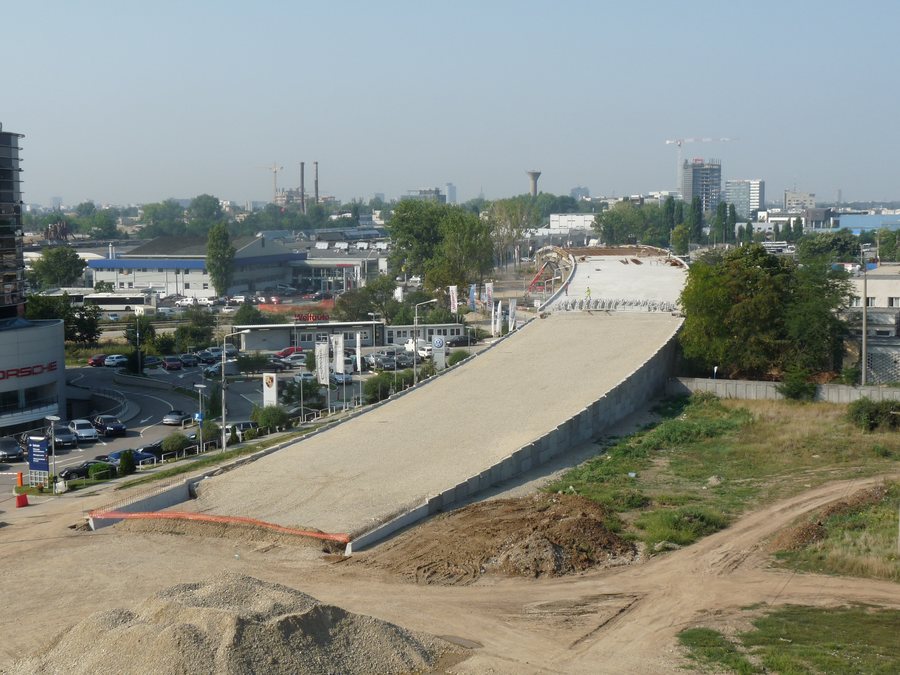 File:RO IF Voluntari Pipera bridge 2009.jpg