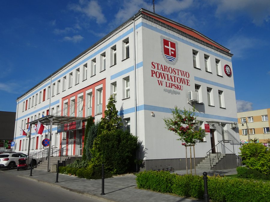 File:2024 Lipsko, starostwo powiatowe 01.jpg