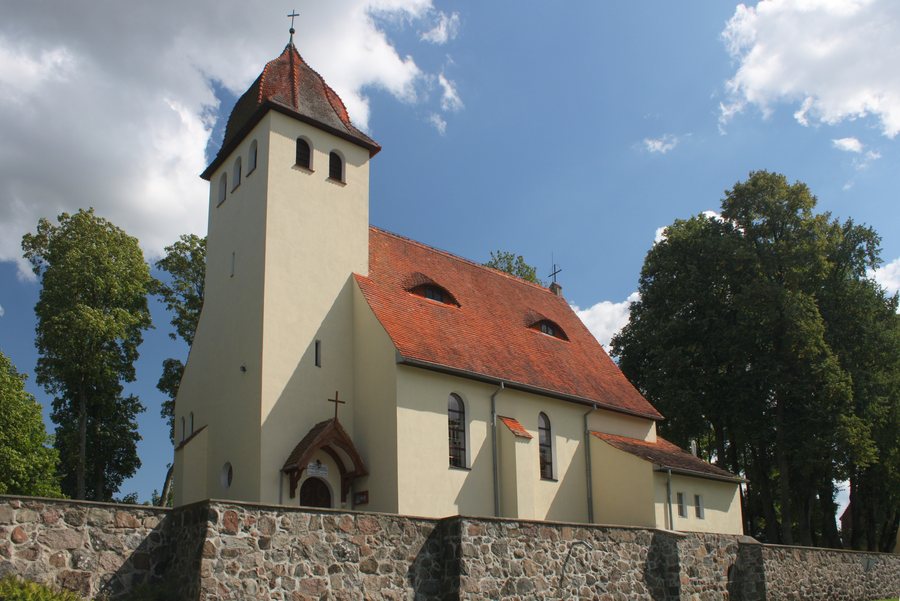 File:Baranowo - Church 03.jpg