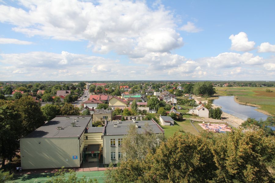 File:Wieża widokowa w Parafii p.w. Przemienienia Pańskiego w Wieliszewie 03.JPG