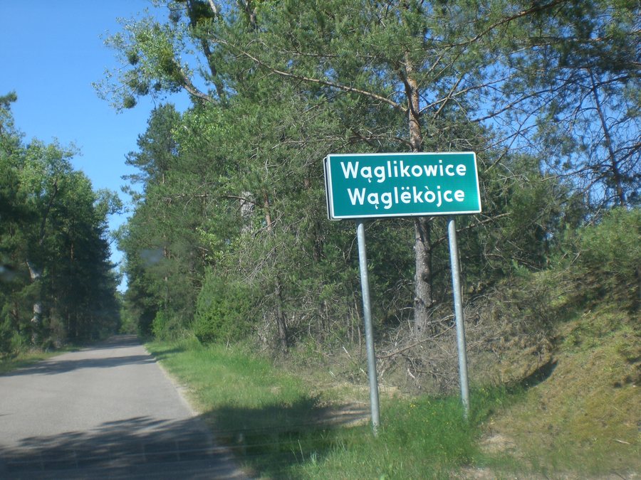 File:Wąglikowice 0759.jpg
