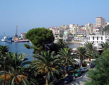 Hafen von Saranda