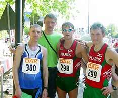 Andrei Talashko, Viktor Ginko, Ivan Trotski, Andrei Stsepanchuk nach dem Rennen in Naumburg, 2007