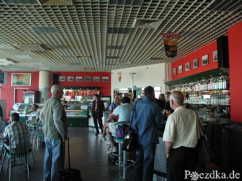 Café im Flughafen von Prag - Flughafen Prag