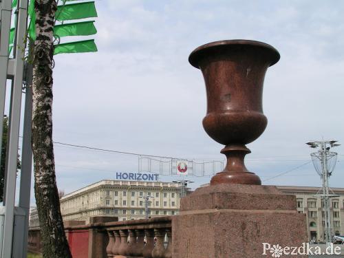 Минск, октябрьская площадь