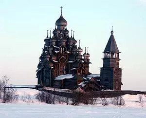 Kischi-Kirchhof im Winter